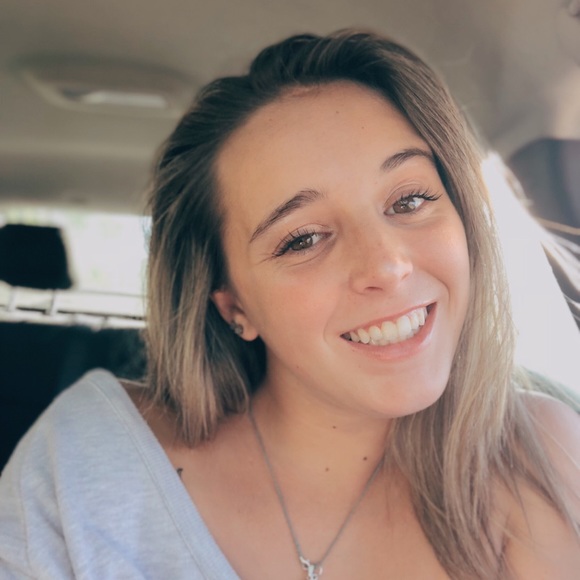 Profile Picture of Sky Lichtman (@skylichtman) on Poshmark