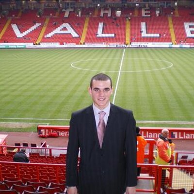 Profile Picture of Mike 'BAZ' Barrett (@bazman_uk) on Twitter