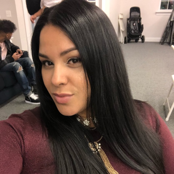 Profile Picture of Melitza Rivera (@melitzarivera) on Poshmark