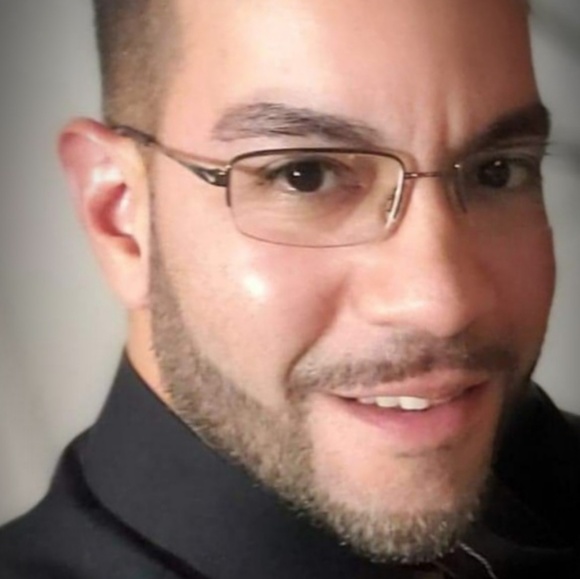 Mike Caban - Poshmark Profile Picture of Mike Caban (@mcaban02) on Poshmark