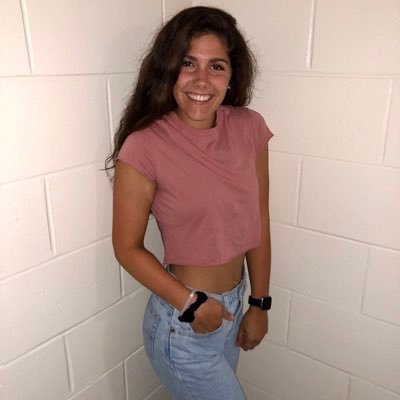 Profile Picture of Danielle Perron (@DPerron4) on Twitter