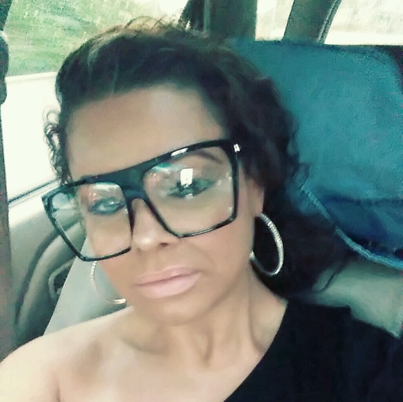 Profile Picture of Jasmine Bellido (@jasminebell_74) on Poshmark