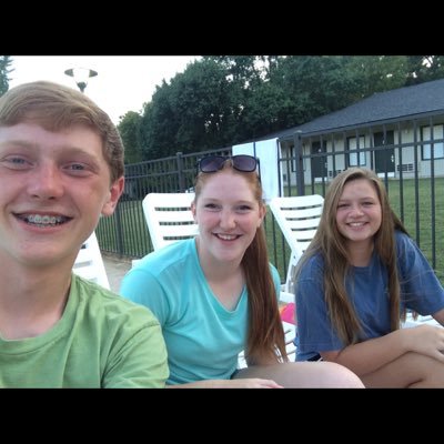 Profile Picture of Olivia Howe (@livhowe11) on Twitter