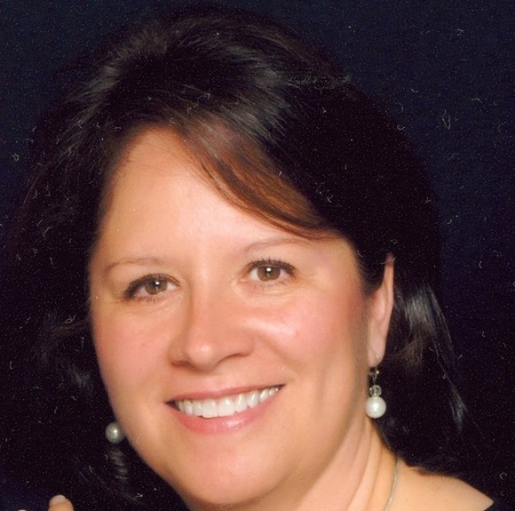 Profile Picture of Tami Casper (@tamicasper) on Poshmark