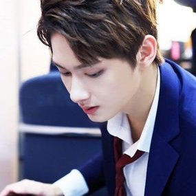 Profile Picture of Jun (@MoonJerry10) on Twitter