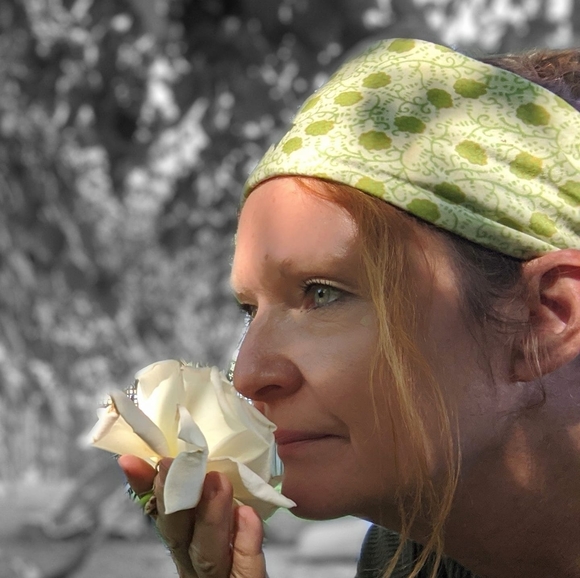 Profile Picture of Lori Libonati (@lorilibonati) on Poshmark