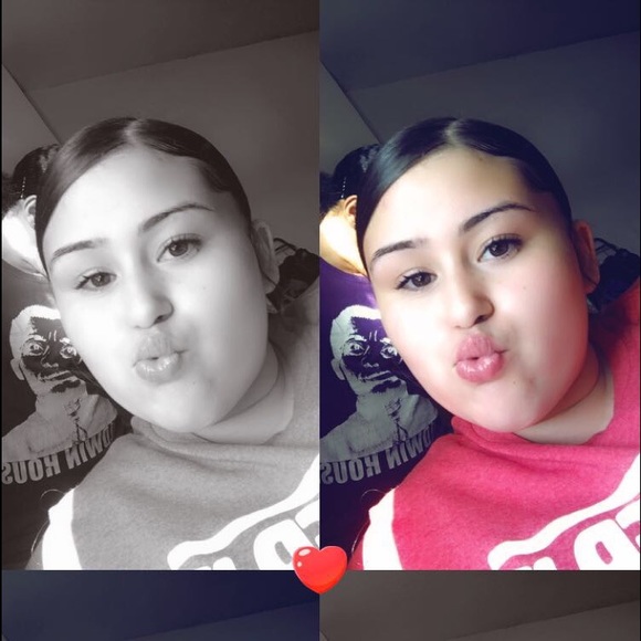 Profile Picture of Faith Latella (@faith_critch) on Poshmark