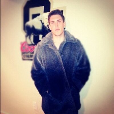 Profile Picture of Derek Pierce (@DerekTPierce) on Twitter