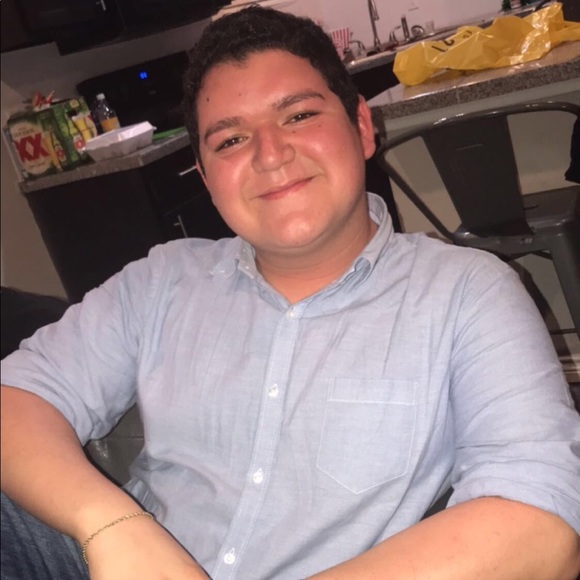 Profile Picture of Christopher Rodriguez (@rodrichr017) on Poshmark