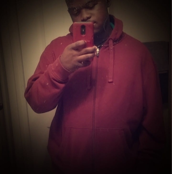 Profile Picture of Cedric Talley (@tc10076865) on Poshmark