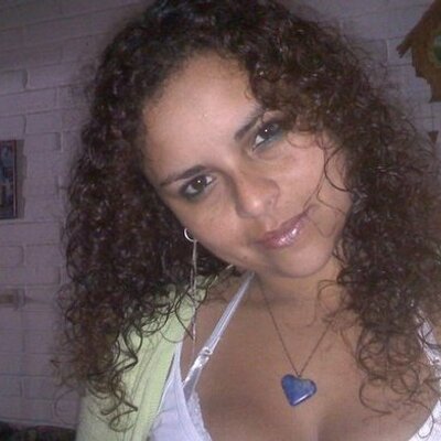 Profile Picture of Lorena Covarrubias (@lore6122810) on Twitter