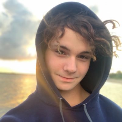 Profile Picture of James Bozeman (@Hoi_im_bored) on Twitter