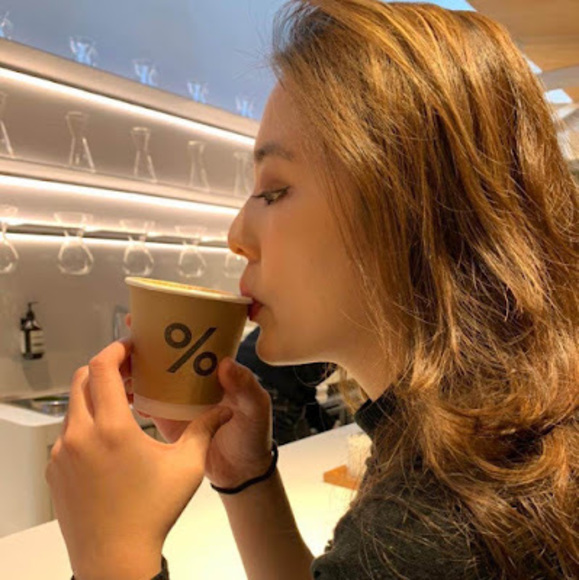 Profile Picture of Shiao chen Cheng (@vana64) on Poshmark