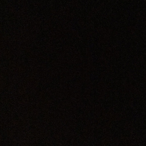 Profile Picture of Tobby Simson (@shjmmhggghh) on Poshmark