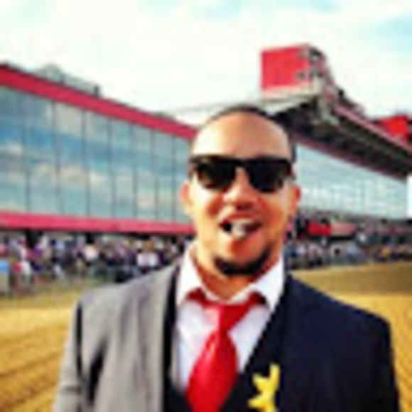 Profile Picture of Ernest Coleman (@ecolemanit) on Poshmark