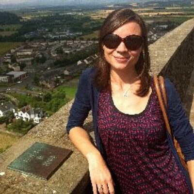 Profile Picture of Julia Collins (@juliaSBT) on Twitter