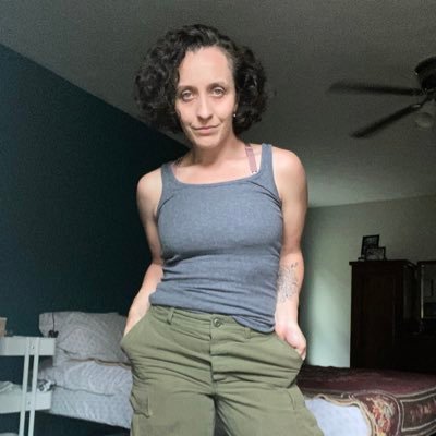 Profile Picture of Jessica Erin Bennett (@jessicaebennett) on Twitter