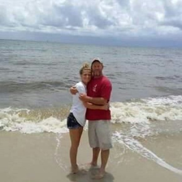 Profile Picture of Heath Martin (@heathmartin263) on Poshmark