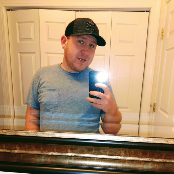 Profile Picture of Dakota Cramblitt (@buckj3877) on Poshmark
