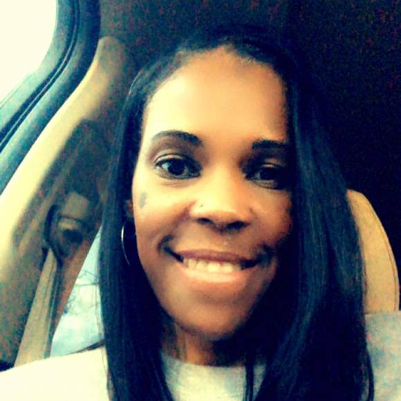 Profile Picture of Sydney Allen bryant (@sydneyb0307) on Poshmark