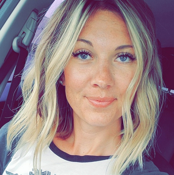 Profile Picture of Bree Lopez (@breelopez1134) on Poshmark