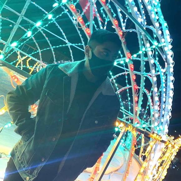 Profile Picture of Omar Afzal (@omarafzal2001) on Poshmark