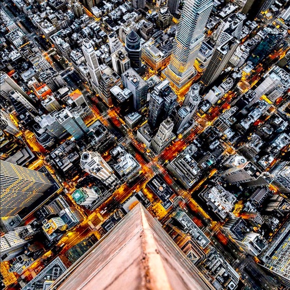 Profile Picture of Delanie Vecchioli (@vecchiolid) on Poshmark