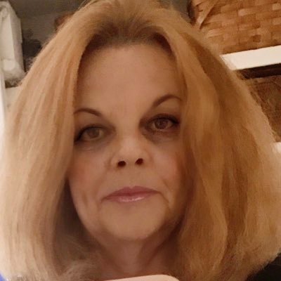 Profile Picture of Marilyn Saunders (@ladybuglane9) on Twitter