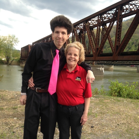 Profile Picture of Chase Saunders (@chase0818) on Poshmark