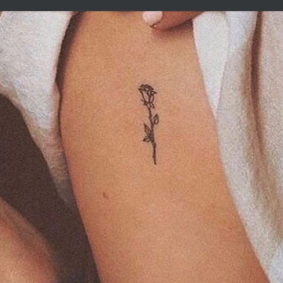 Profile Picture of Isabella Pexa (@isabellapexa) on Poshmark