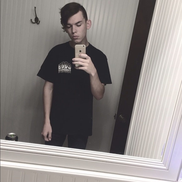 Profile Picture of Matt Marcinik (@mattmarcinik) on Poshmark