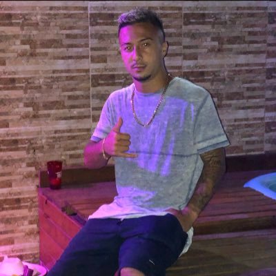 Profile Picture of Nicholas tong  🎩 (@NiTong_7) on Twitter