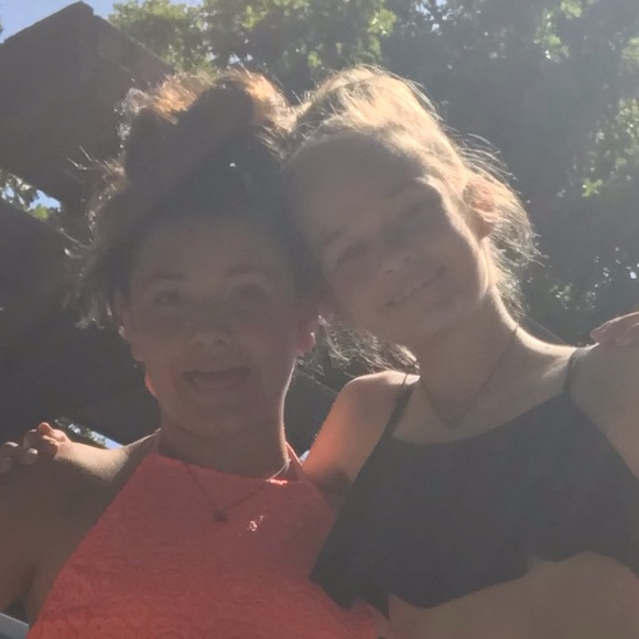 Profile Picture of Charlie Raycroft (@charlotte_r632) on Poshmark