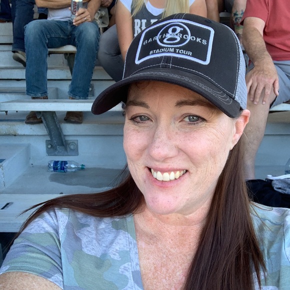 Profile Picture of Pamela Pollock (@pumela36) on Poshmark