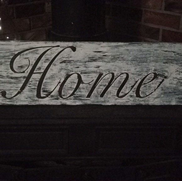 Profile Picture of Heather Lachata (@hlachata) on Poshmark