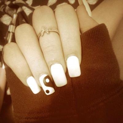 Profile Picture of Mackenzie Rivers (@glxmxrous) on Twitter