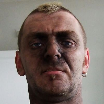 Profile Picture of Mark Crompton (@crompton65) on Twitter