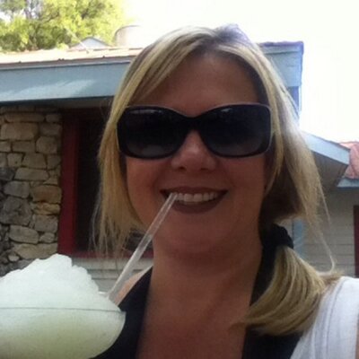 Profile Picture of Debbie Schroeder (@DebDebSchrade) on Twitter