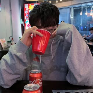 Profile Picture of facekim_ (@facekim_) on Instagram