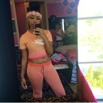 Profile Picture of Melandie Thomas (@starzbeautydoll) on Instagram