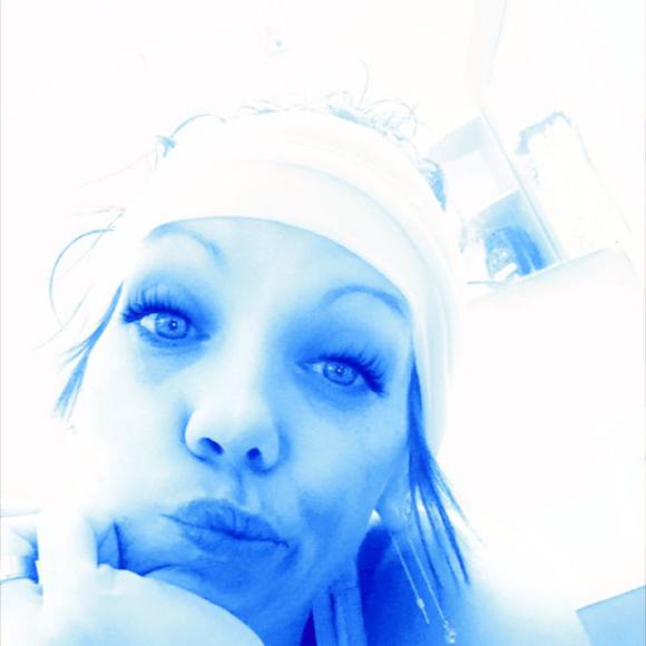 Profile Picture of Jo ann Matthews (@joj0859) on Poshmark