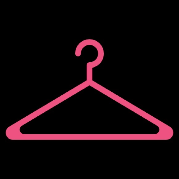 Profile Picture of Lizeth Solis (@ximenars04) on Poshmark