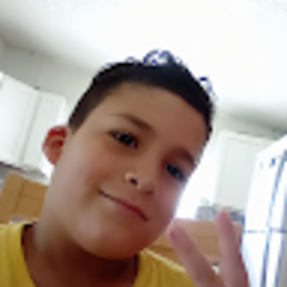 Profile Picture of Alejandro Pombo (@alejandropombo) on Poshmark