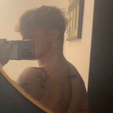 Profile Picture of bartekklep (@bartekklep) on Tiktok