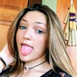 Profile Picture of julia (@julia_carson) on Instagram