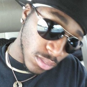 Profile Picture of Phillip Wayno Arnold .jr (@philliparnold91) on Myspace