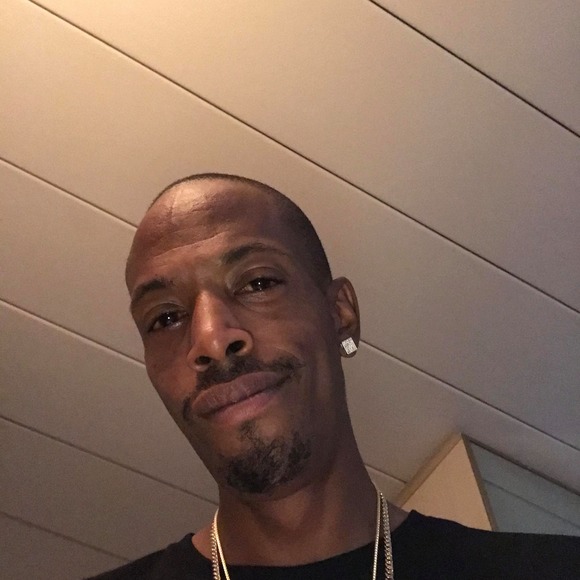 Profile Picture of Affonso Feemster (@getmoney516) on Poshmark