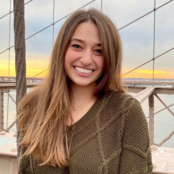 Profile Picture of Rebecca Feldbaum (@rfeldbaum) on Poshmark