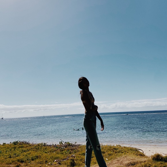 Profile Picture of Alexis Hayase (@lexihayase07) on Poshmark