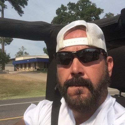 Profile Picture of John Pyle (@pyle1969) on Twitter
